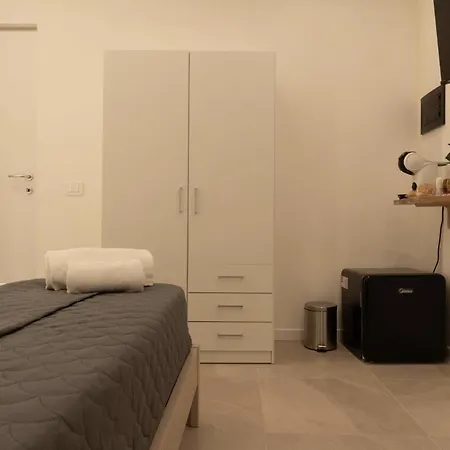 Terranova House בית הארחה