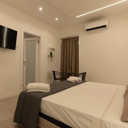 בית הארחה Terranova House *
